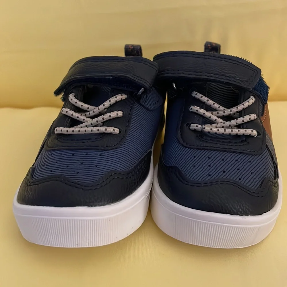 NEW OshKosh b gosh toddler sneakers! Host pick! - Picture 7 of 8